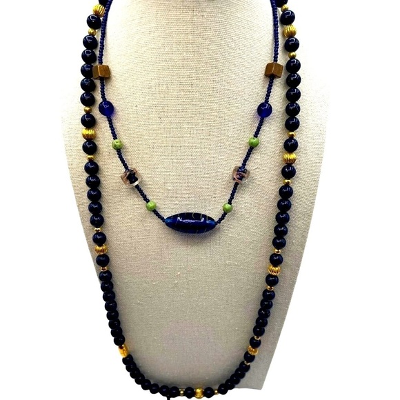 Vintage Bohemian Style Blue Beaded Necklace & Bracelet Set.  A10 - Picture 4 of 11